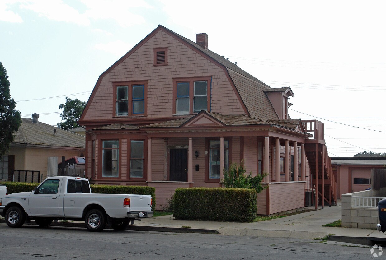 Primary Photo - 222 S 8th St