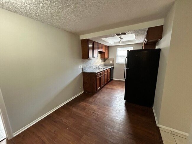 Foto del edificio - 7316 Nova Scotia Dr