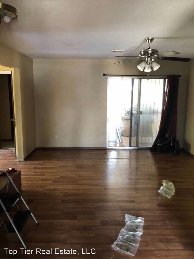 Foto del edificio - 3 br, 2 bath House - 1305 NE Briarcliff Cir