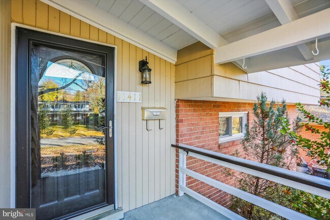 Building Photo - 11411 Gilsan St