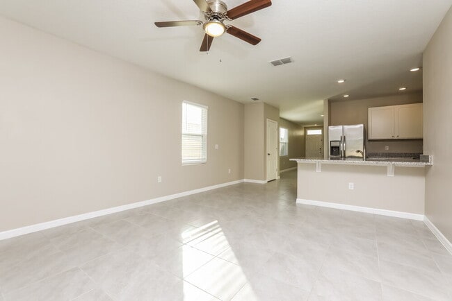 Building Photo - 3928 Silverstream Terrace