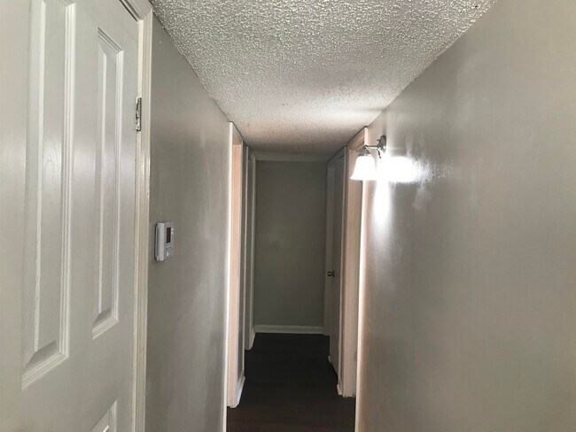 Foto del edificio - 48 S Bristol Rd