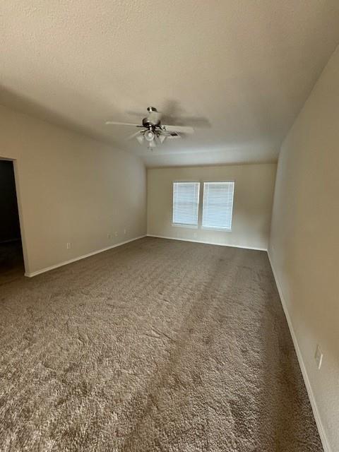 Foto del edificio - 907 Spring Source Pl