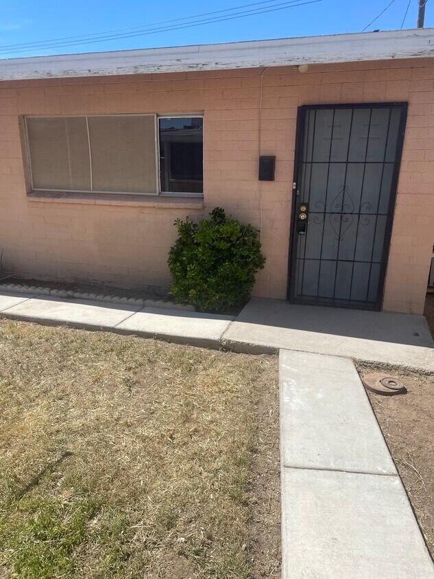 1209 Cunningham Dr Unit 1, Las Vegas, NV 89106 Apartments in Las