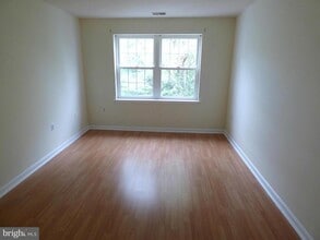 Building Photo - 8205 Whispering Oaks Way
