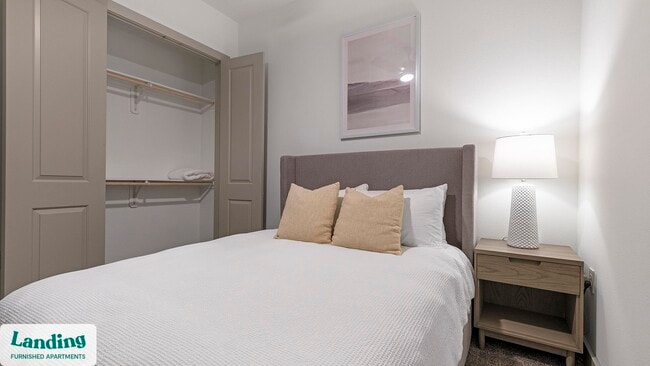 Foto del edificio - 3030 Summer St