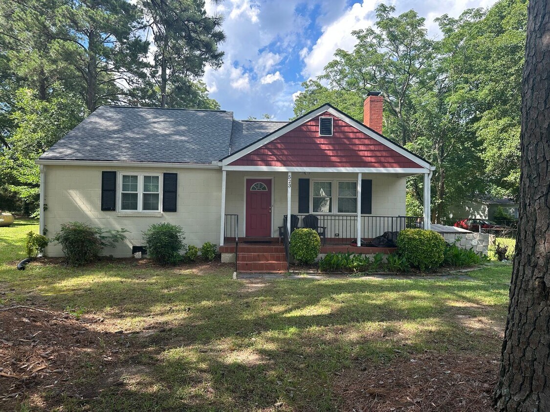 Foto principal - 523 Hilltop Dr