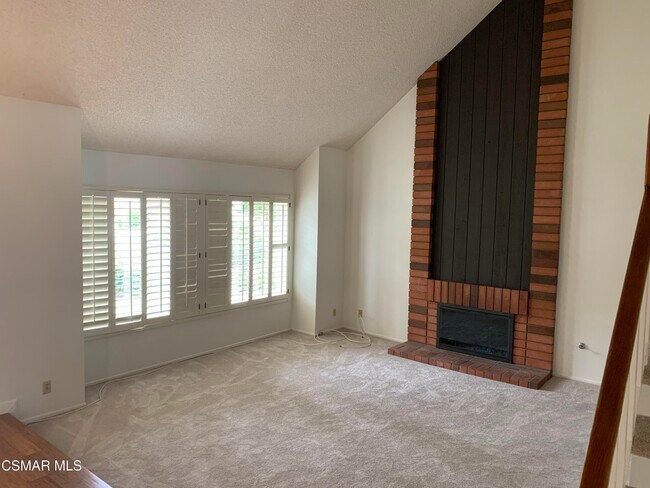 Building Photo - 1774 Alderwood Pl