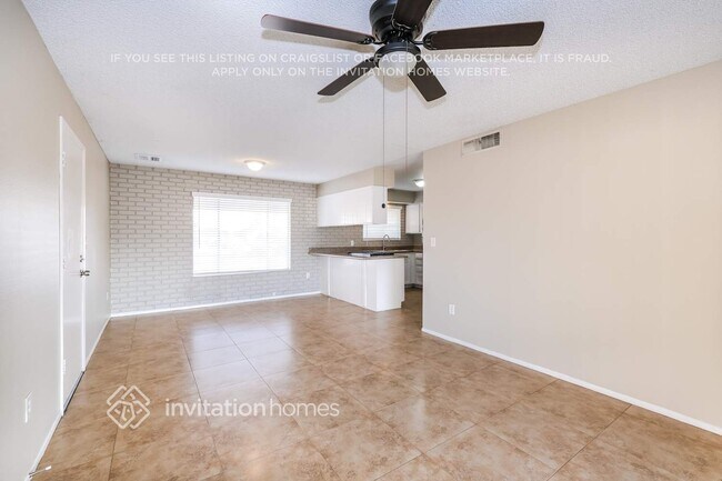 Foto del edificio - 5337 W Berkeley Rd