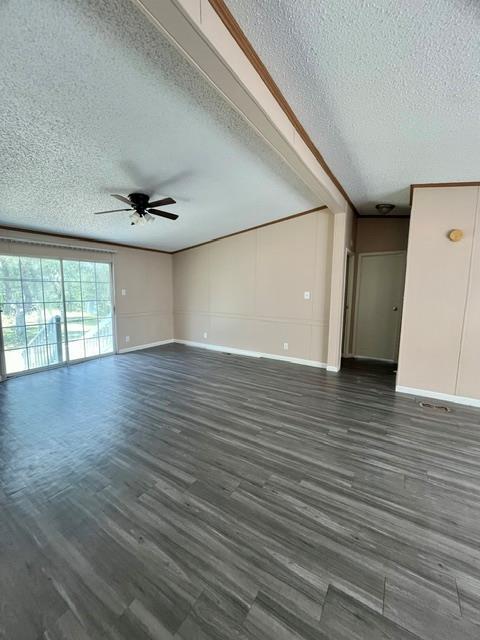 Building Photo - 150 Oak Forest Dr