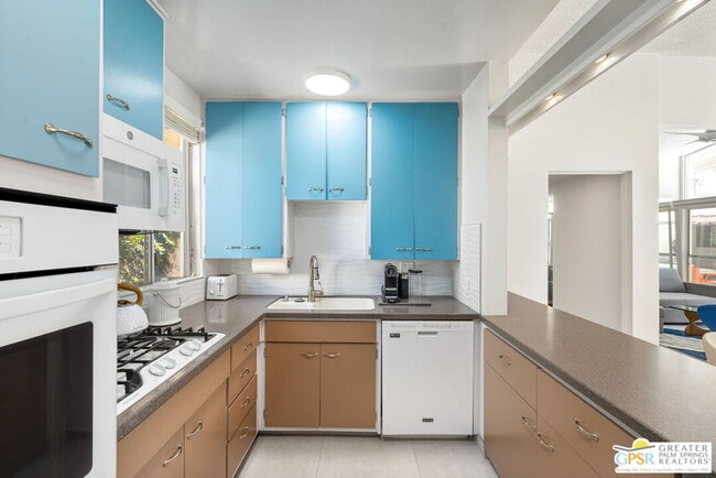 Building Photo - 1655 Andee Dr
