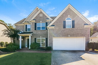 Building Photo - 377 Champions Dr