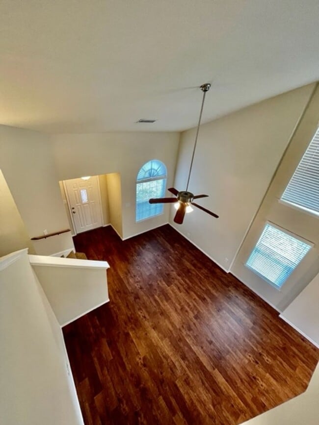 Foto del edificio - 6513 Cold Water