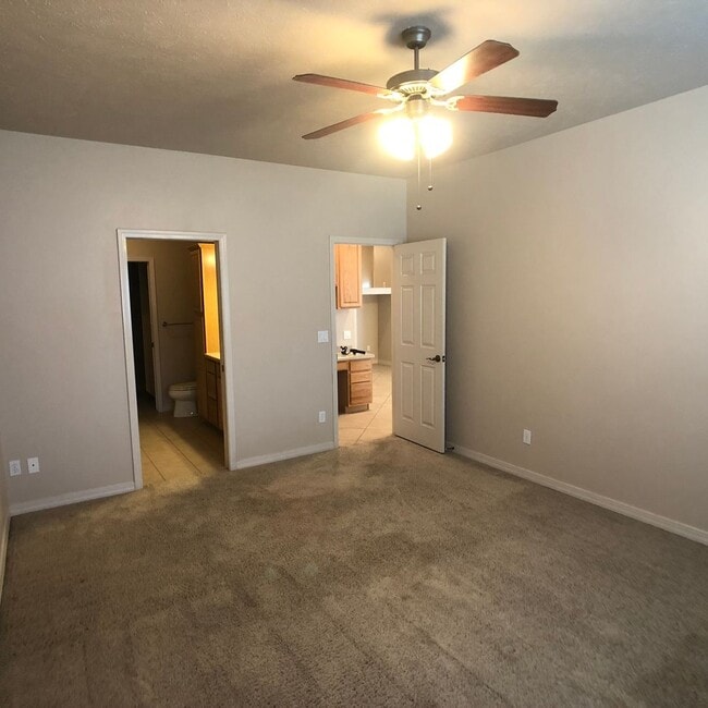 Building Photo - City of Grand Junction 2 Bedroom townhouse