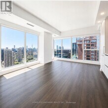 Building Photo - 609 Sherbourne St