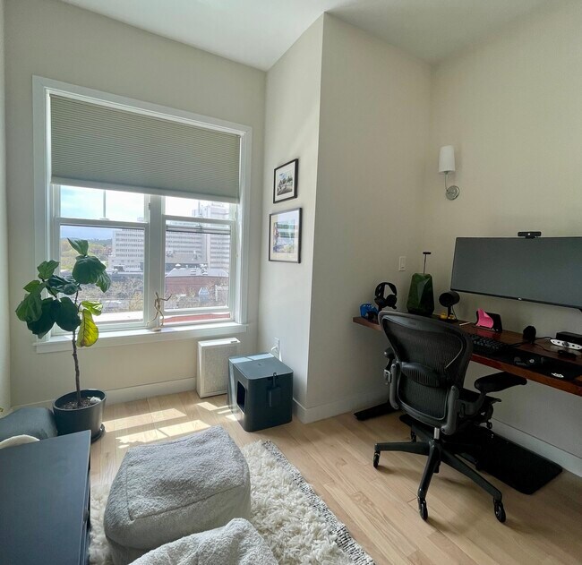 Foto del edificio - 174 Fisher Ave