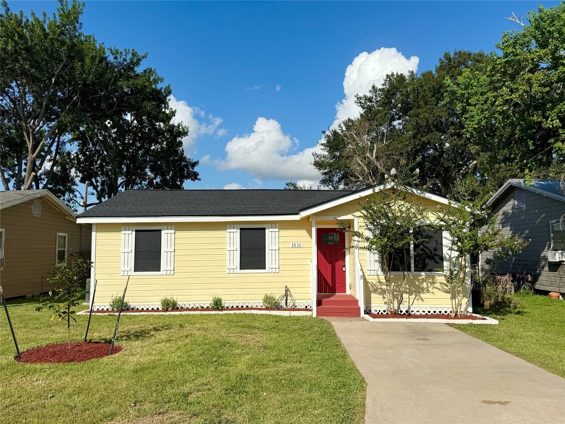 Foto principal - 1511 Avenue E