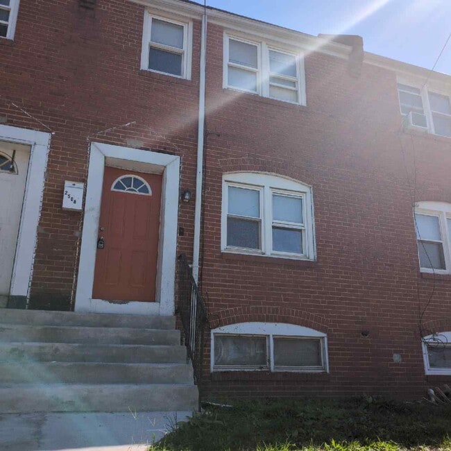 Photo - 2508 N Heald St Townhome