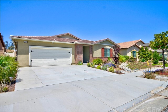 Building Photo - 28620 Triple C Ranch Rd