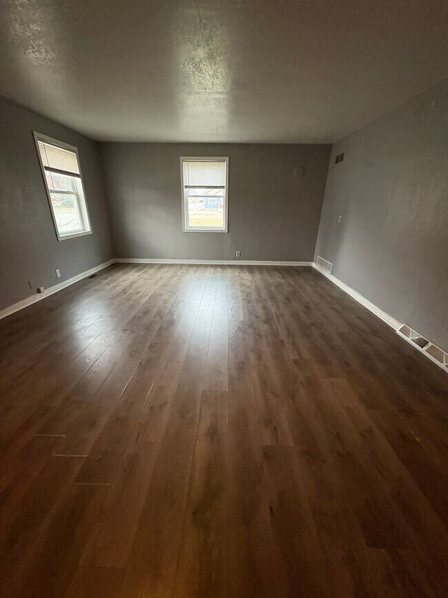 Foto del edificio - 1701 Onalaska Ave