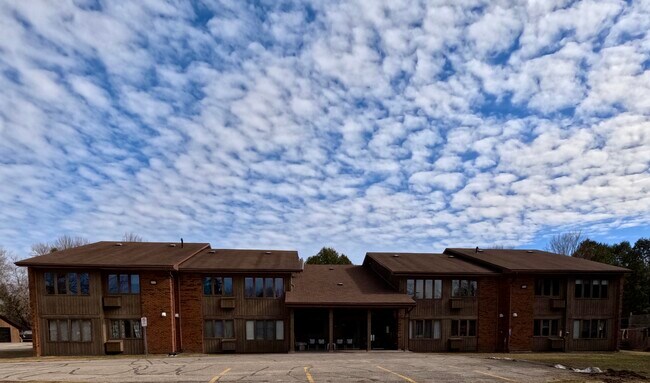 Photo du bâtiment - 1017 Point Rd