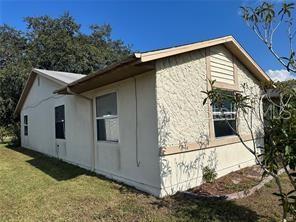 Building Photo - 746 Maderia Ct