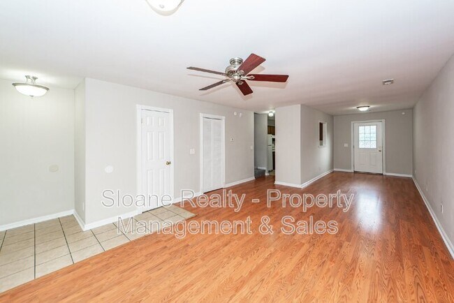 Foto del edificio - 149 Pine Shadow Dr