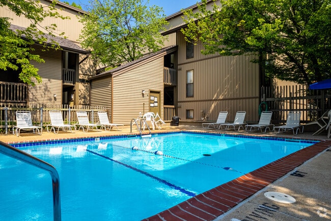 Pool 1 - Village Park