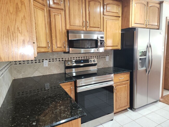 Building Photo - 3159 Chaparral Dr