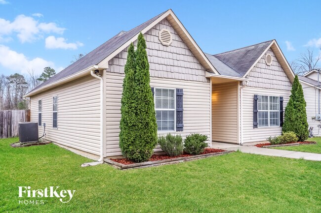 Foto del edificio - 243 Davis Dr