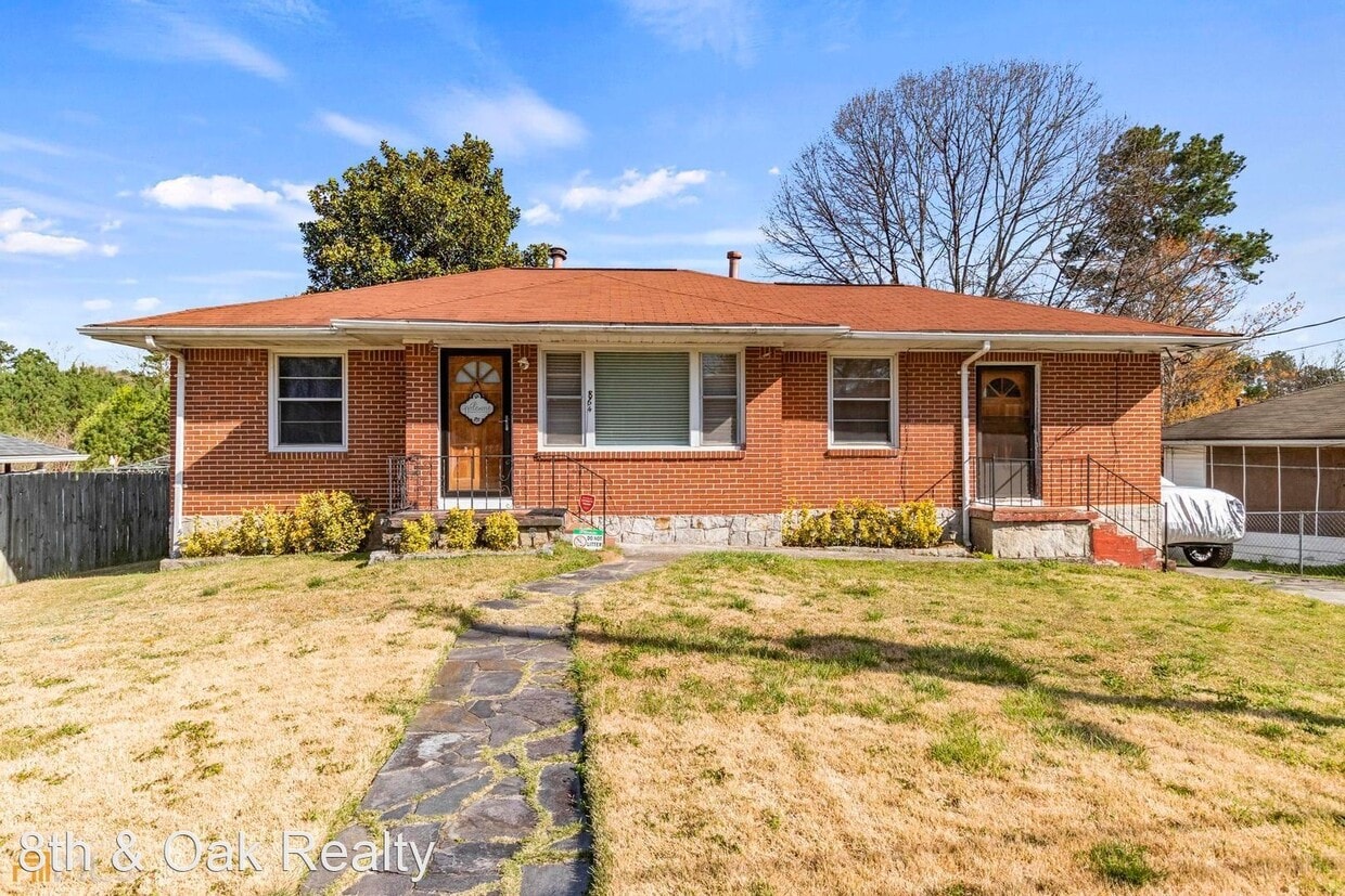 Primary Photo - 4 br, 2 bath House - 864 Northview Dr