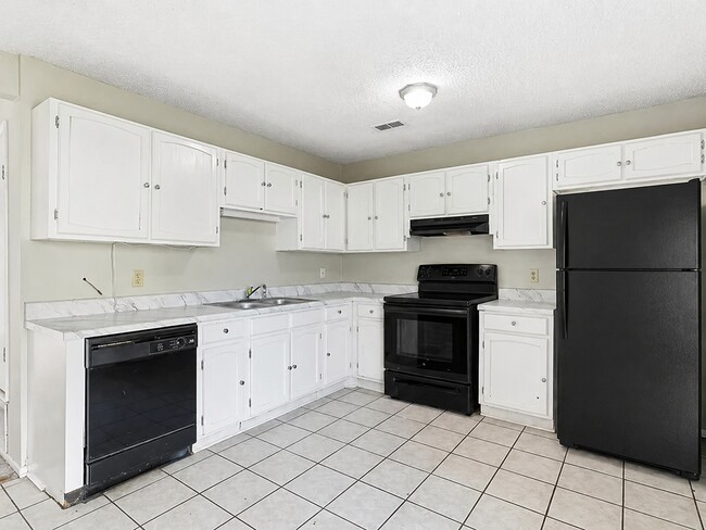 Foto del edificio - 1935 Springlake Ct