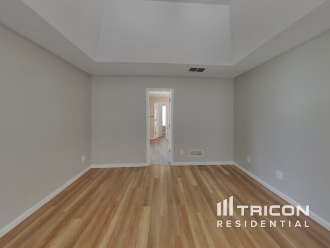 Foto del edificio - 1440 Twin Manor Dr
