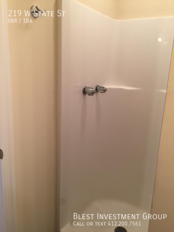 Building Photo - *****Very COZY STUDIO apartment for rent S...