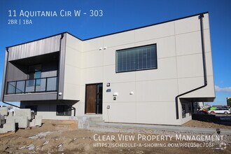 Building Photo - 11 Aquitania Cir W