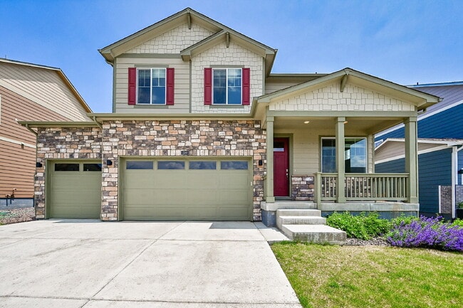 $2,945.00, 4 bedrooms, 2.5 baths with a bi... - $2,945.00, 4 bedrooms, 2.5 baths with a bi... Apartment