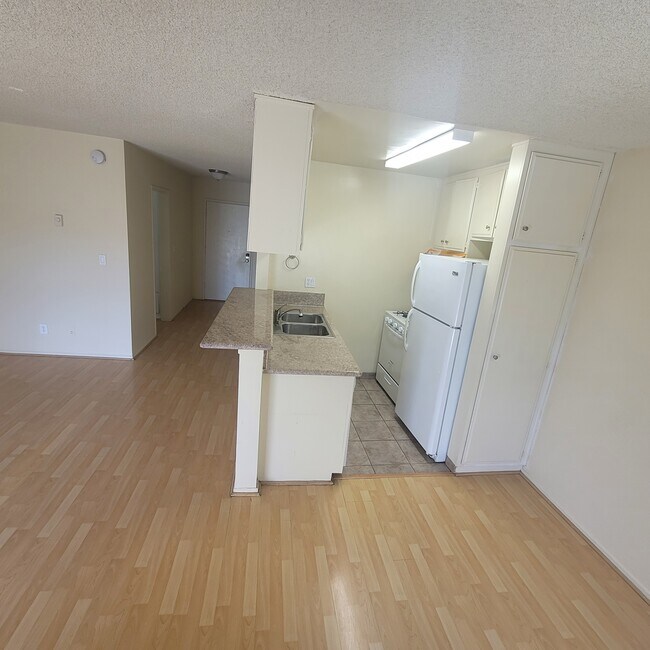 Foto del edificio - 519 Glenrock Ave