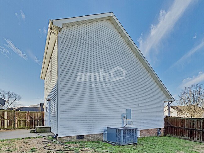 Building Photo - 118 Shady View Dr