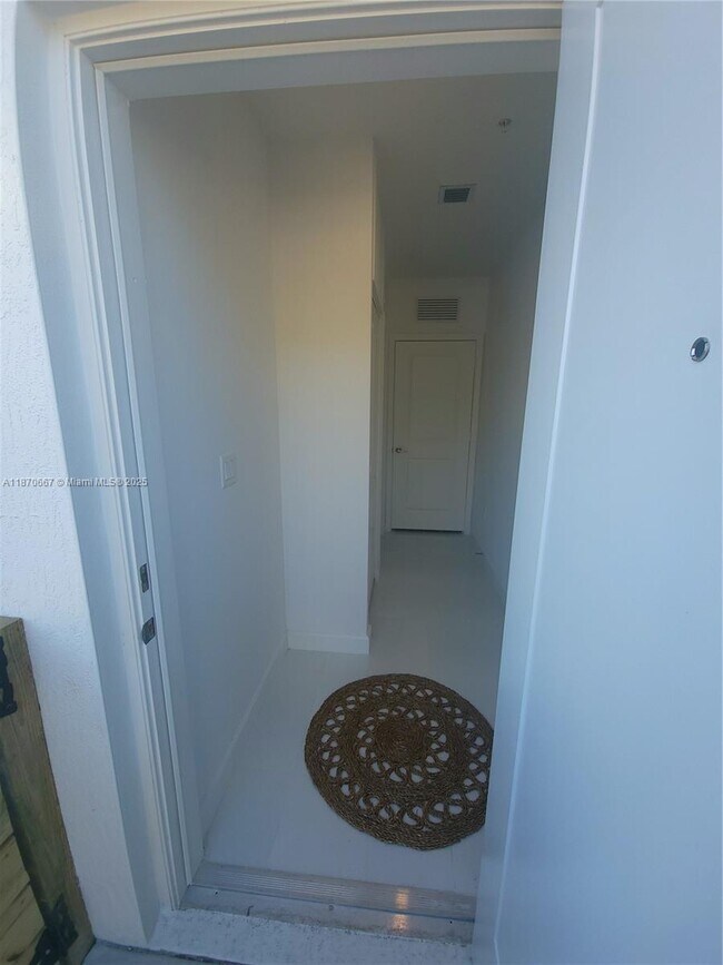 Foto del edificio - 24600 SW 129th Ave