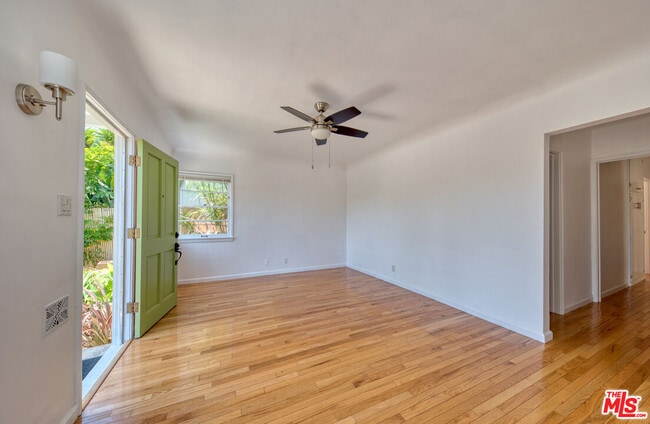 Building Photo - 847 Commonwealth Ave