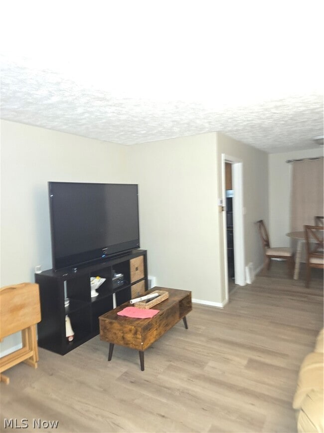 Foto del edificio - 21711 S Lake Shore