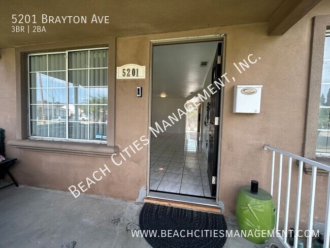 Foto del edificio - 5201 Brayton Ave