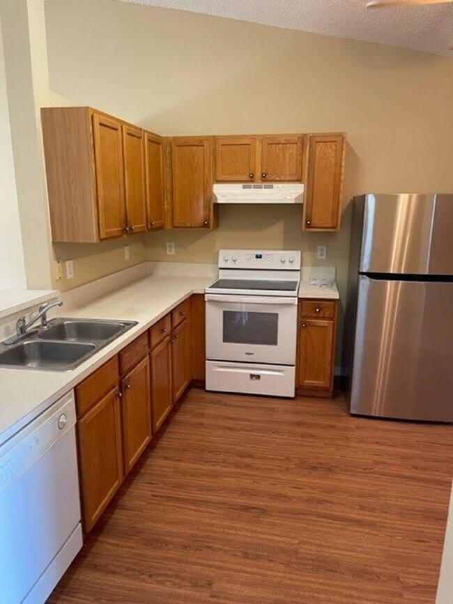 Foto del edificio - 3BR/2BA IN EAGLE LAKE COMMUNITY