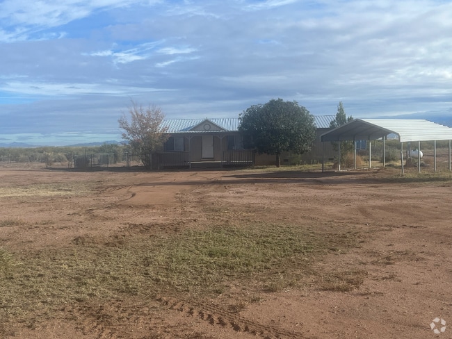 Building Photo - 9253 N Frontier Rd