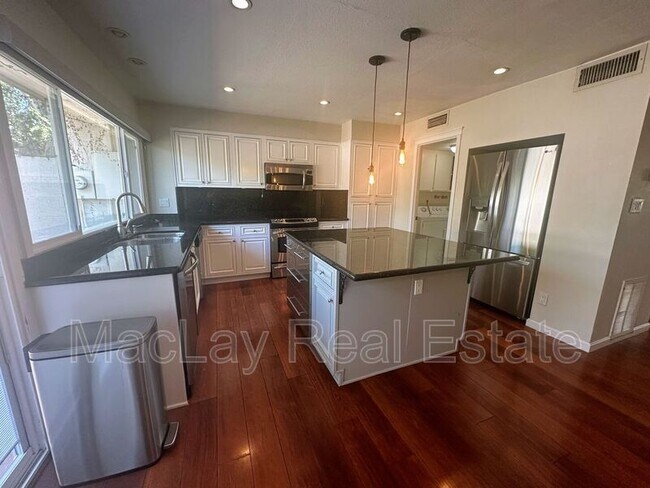 Building Photo - 4026 N Granite Reef Rd