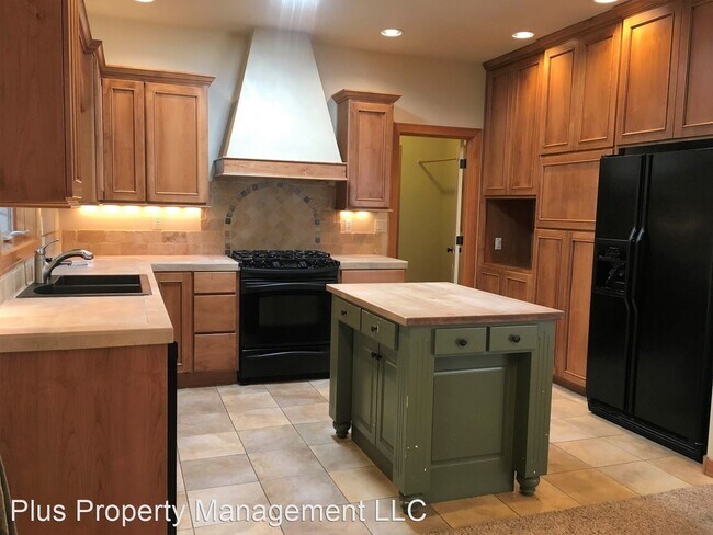 Foto del edificio - 3 br, 2 bath House - 63286 NE Brightwater