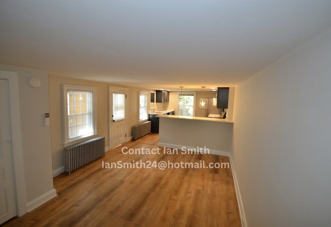 Building Photo - 109 E Pomfret St