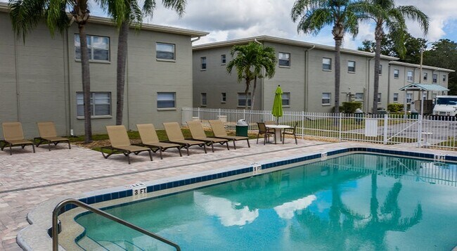 Park House Apartments - Saint Petersburg, FL | Apartments.com