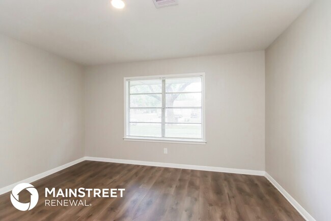 Foto del edificio - 431 W Sunnyside St