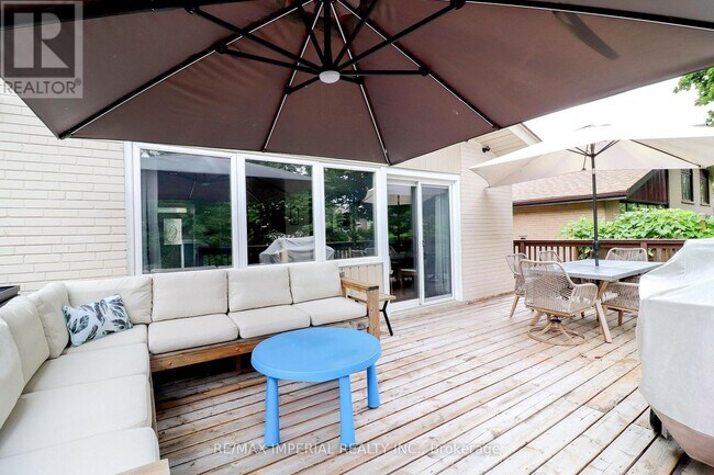 Photo du bâtiment - 329 Homewood Ave